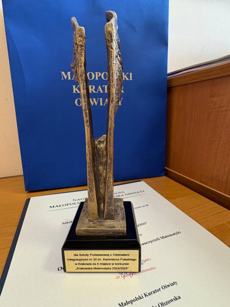 Puchar za uzyskanie II miejsca w Krakowskiej Matematyce